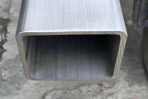 不锈钢方管壁厚是多少_不锈钢方管 尺寸