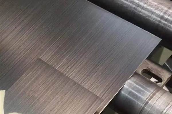 拉丝不锈钢会生锈吗