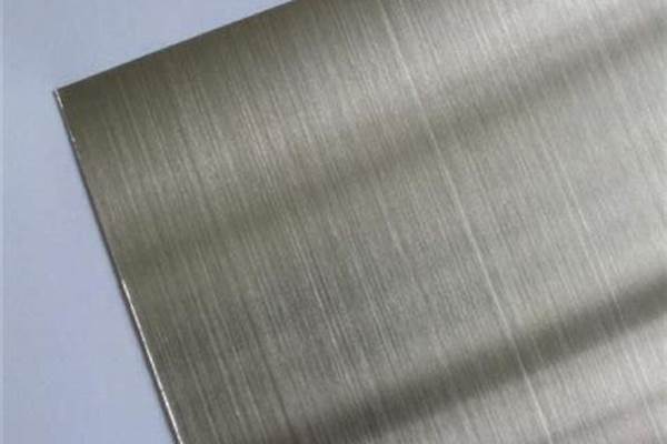 拉丝不锈钢优缺点