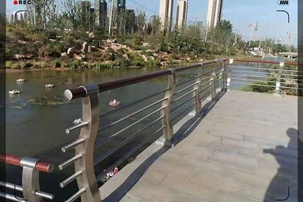不锈钢护栏价格大全/a_不锈钢护栏价格多少